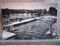 Piscine d'eau Artésienne
