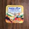 Jatte d'or CARRE DE L'EST FROMAGE FABRIQUÉ DANS LES VOSGES. 