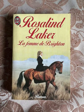 La Femme de brighton. undefined