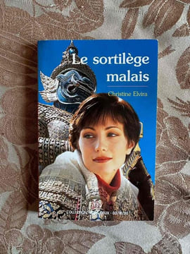 Le sortilege malais. Christine Elvira
