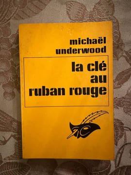 La clé au ruban rouge. Michaël Underwood