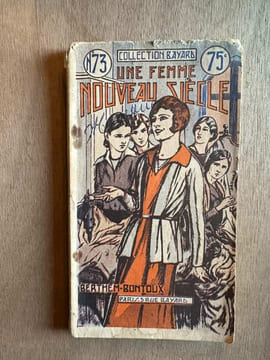 Une femme nouveau siècle. undefined