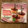 Petits fours... grands effets. 