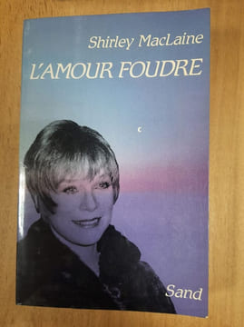 L'amour foudre. Shirley MacLaine