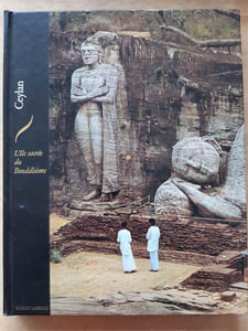 L'ile sacrée du bouddhisme / Les hauts lieux de la spiritualité
