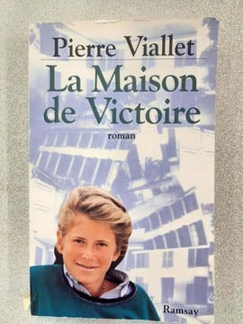 La maison de victoire (Romans). Viallet P