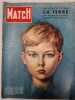 Paris Match N° 366. 