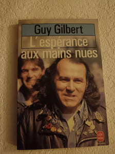 L'esperance Aux Mains Nues