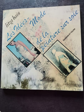 Les idees mode de la peinture sur soie. undefined