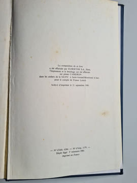 Encyclopédie internationale du rire : Le tour du monde en 4000 histoires drôles. mika waltari