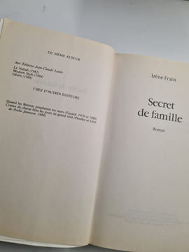 Secret de famille. Roman. Irène Frain