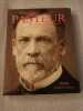 Pasteur (album). Latour Bruno