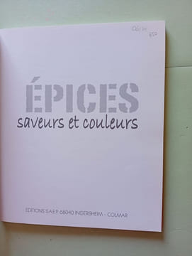 Epices: Saveurs et couleurs. Brillant Corina