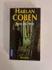 DANS LES BOIS. COBEN HARLAN  AZIMI ROXANE