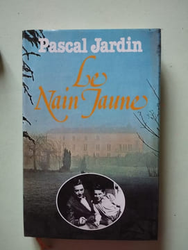 Le nain jaune. Jardin Pascal