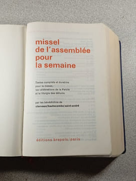 Missel de l'assemblée pour la semaine. undefined