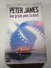 Aux prises avec la mort. Peter James