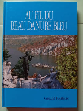 Au fil du beau danube bleu. undefined