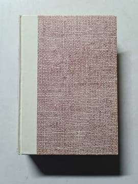 Sélection du livre ~ Epitaphe pour un ennemi. undefined