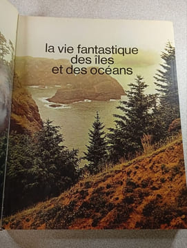 La vie fantastique des îles et des océans. undefined