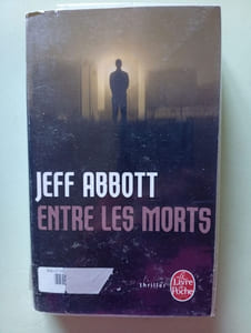 Entre les Morts