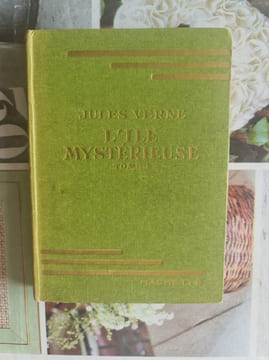 L'Île mystérieuse. J. Verne