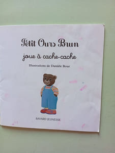 Petit Ours Brun: Petit Ours Brun Joue a Cache-Cache