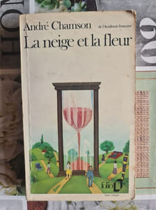 La neige et la fleur