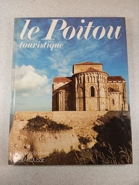 Le Poitou touristique. undefined