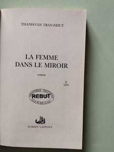 La femme dans le miroir