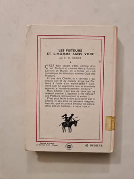 Les pisteurs et l'homme sans voix. E. W. Hildick