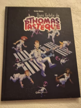 Dans l'orbite de Thomas PasTèque. Studio Makina