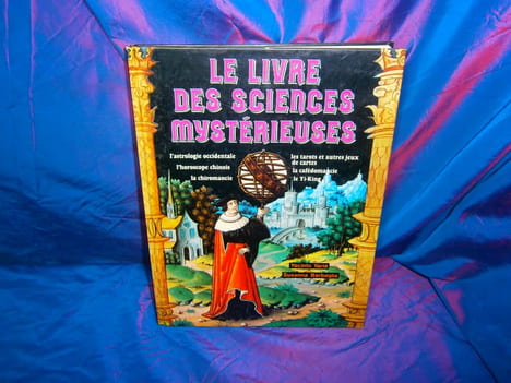 Le livre des sciences mystérieuses. Yacinto Yaria Susanna Barbaglia