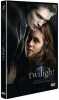Twilight - chapitre 1 : Fascination - Edition simple. Kristen Stewart  Robert Pattinson  Billy Burke  Ashley Greene  Nikki Reed  Jackson Rathbone  ...