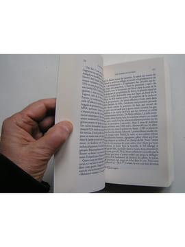 Une guerre au couteau. Algérie 1960 - 1962. Un appelé pied-noir témoigne.. Jean-Paul Angelelli