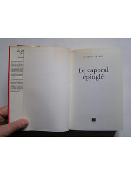 Le caporal épinglé. Jacques Perret