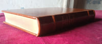 Histoire des pêches maritimes en France , Michel Mollat et collectif , Privat 1987 , Edition originale numérotée 31/130 , Reliure plein cuir , Marins pêcheurs