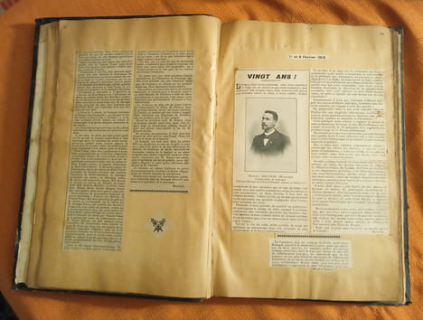 Maurice Galerne, Pseudonyme "Maurgal " , Critique Musicale, réunion de 4 albums regroupant ses articles parus entre 1898 et 1926 dans les revues ...