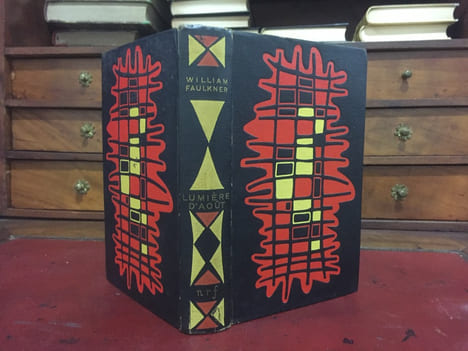 Lumière d'août. FAULKNER WILLIAM