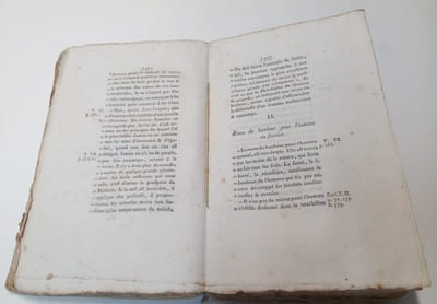 Analyse des ouvrages de J.J. Rousseau de Genève et de M. Court de Gebelin , Auteur du Monde Primitif
