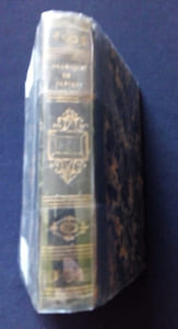 Art de fabriquer toutes sortes d'ouvrages en papier pour l'intruction et l'amusement des jeunes gens des deux sexes avec 22 planches gravées suivi de Art de construire en cartonnage toutes sortes d'ouvrages d'utilité et d'agrément avec 8 planches gravées