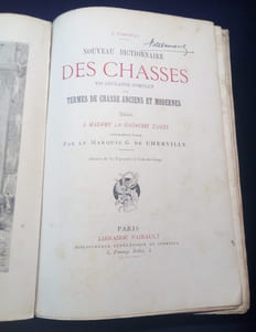 Nouveau dictionnaire des chasses - vocabulaire complet des termes de chasse anciens et modernes dédié à Madame la Duchesse d'Uzès