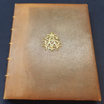 Hommage respectueux du Personnel à Madame Savard - 28 Mai 1903 - Livre unique sur Japon entièrement réalisé a la main - Reliure Lortic .. undefined