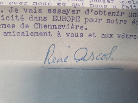 Lettre signée de René Arcos - Aout 1937. undefined