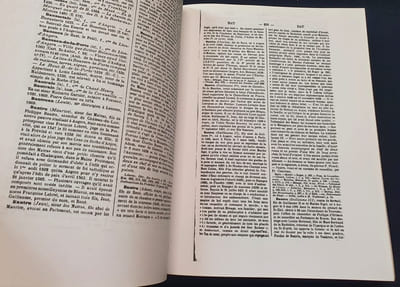 Dictionnaire Historique , géographique et biographique de Maine et Loire - Volume 1