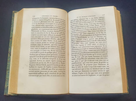 Chronique et procés de la pucelle d'Orléans d'aprés un manuscrit inédit de la bibliothèque d'Orléans accompagné d'une dissertation de l'abbé Dubois ...