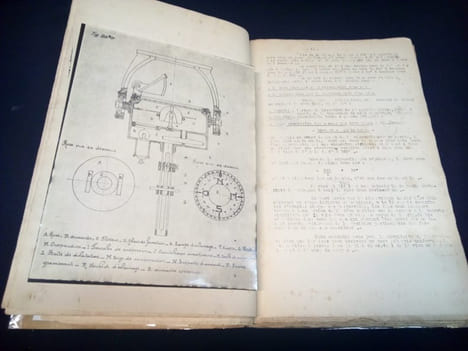 Cours Pratique de Navigation Aérienne à l'usage des élèves Observateurs et Mitrailleurs en Avion - Mars 1927 . undefined