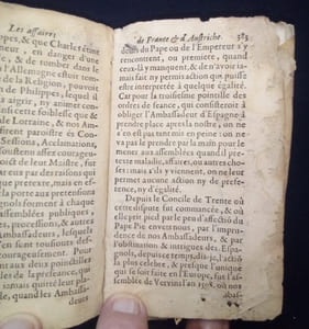  Les affaires qui sont aujourd'huy entre les Maisons de France et d'Autriche