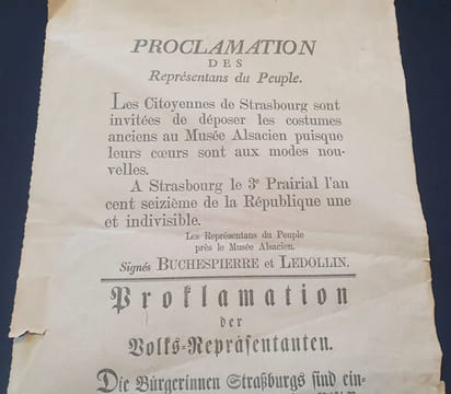 Musée Alsacien - Strasbourg - Proclamation concernant les costumes anciens 1908. Buchespierre Ledollin