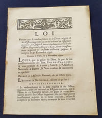 Loi portant que le remboursement de la dette exigible & des offices supprimés ayant été ordonné en Assignats-monnaie , les gages & autres émoluments arriérés des offices supprimés dus par l'état seront incessament acquittés en la forme ordinaire jusques & compris le 31 Décembre 1790
